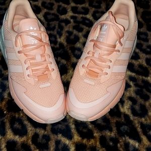 WOMENS ADIDAS SNEAKERS
